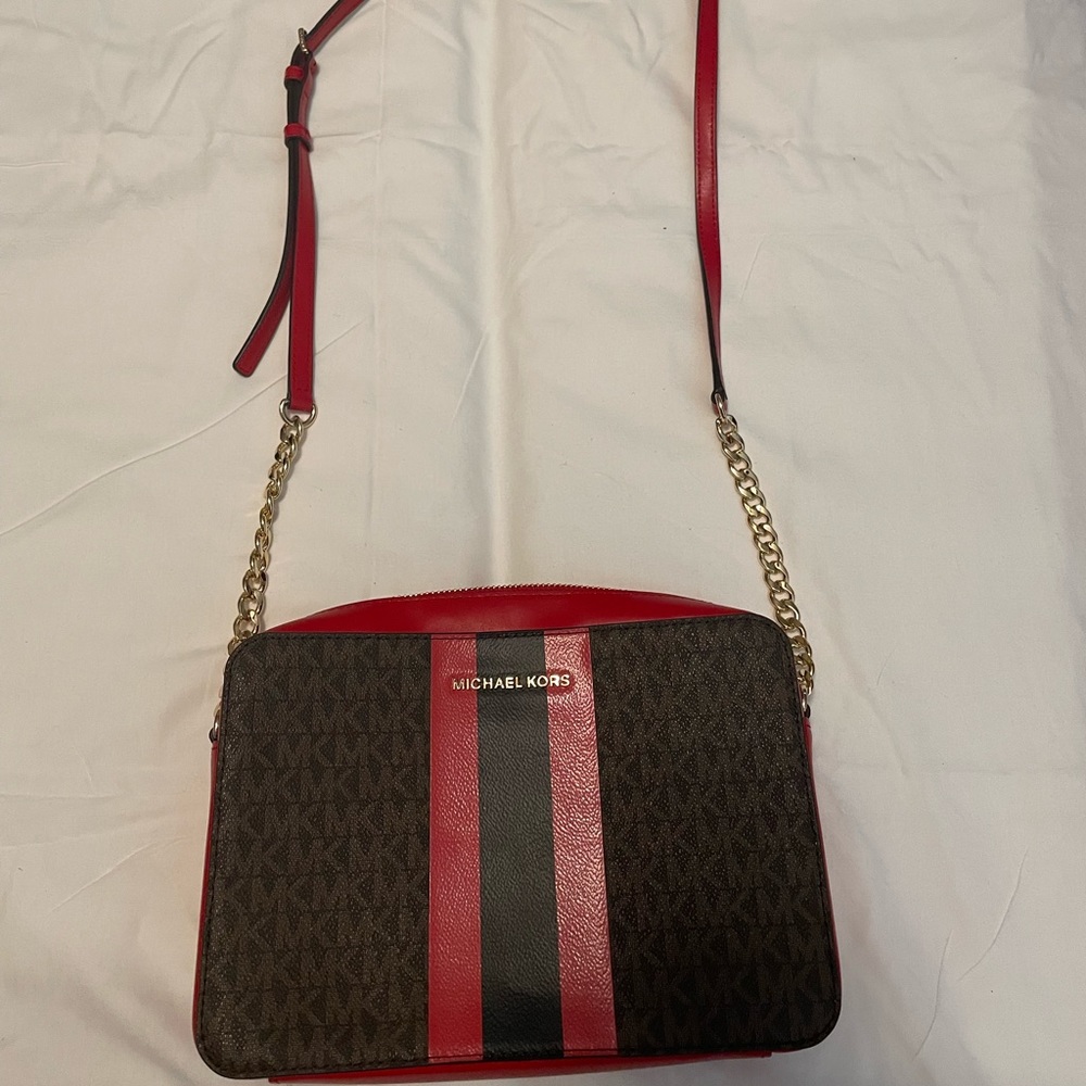 Michael Kors Crossbody Bag.